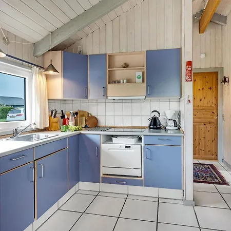 Hemmet 37 Nyaraló *