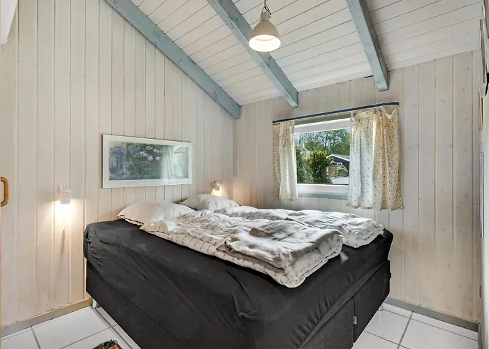 Holiday home 37 *